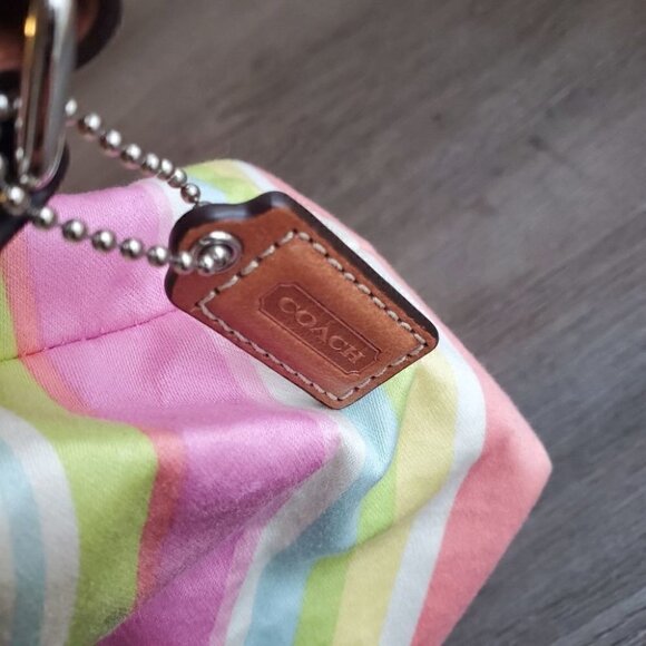 Coach Wristlet - Picture 7 of 8